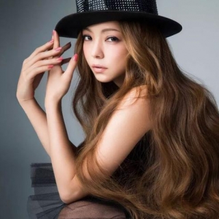 糖果妆吃土唇 安室奈美惠就是行走的彩妆潮流