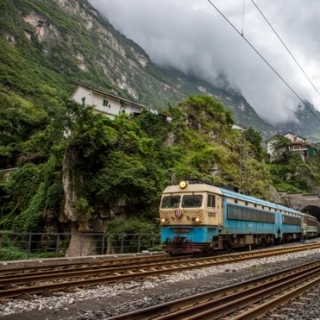 中国最美的6条铁路　路上就是风景